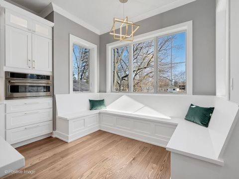 Tiny photo for 718 Justina Street, Hinsdale, IL 60521 (MLS # 12637842)