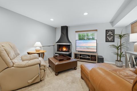 Tiny photo for 689 Timber Hill Road, Deerfield, IL 60015 (MLS # 12683388)