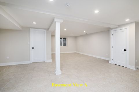 Tiny photo for 530 Cumberland Trail, Elgin, IL 60123 (MLS # 12623884)