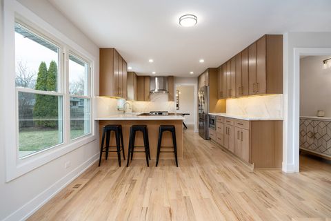 Tiny photo for 530 Cumberland Trail, Elgin, IL 60123 (MLS # 12623884)