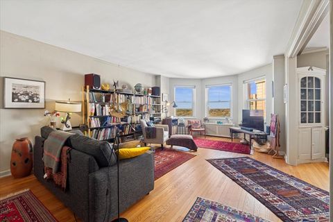 Tiny photo for 5555 N SHERIDAN Road #1608, Chicago, IL 60640 (MLS # 12500840)