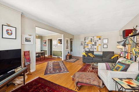 Tiny photo for 5555 N SHERIDAN Road #1608, Chicago, IL 60640 (MLS # 12500840)