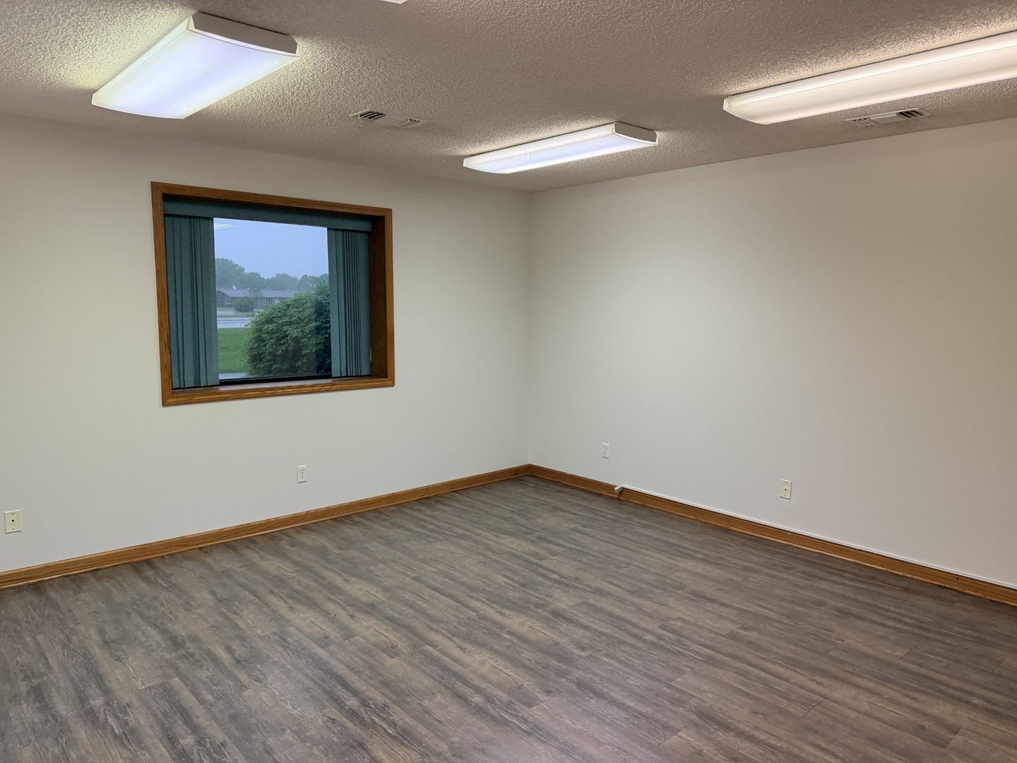 1011 Shooting Park Road 105