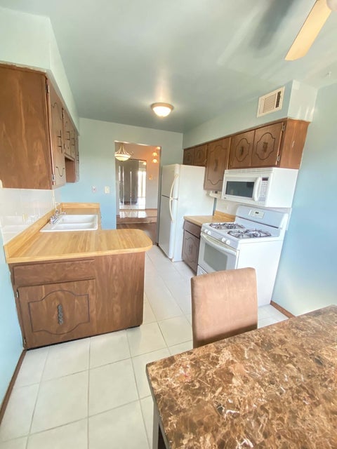 Tiny photo for 13933 LARAMIE Avenue #217, Crestwood, IL 60418 (MLS # 12757836)