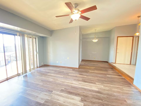 Tiny photo for 13933 LARAMIE Avenue #217, Crestwood, IL 60418 (MLS # 12757836)