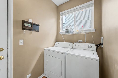 Tiny photo for 307 S Cornerstone Drive, Volo, IL 60020 (MLS # 12735945)