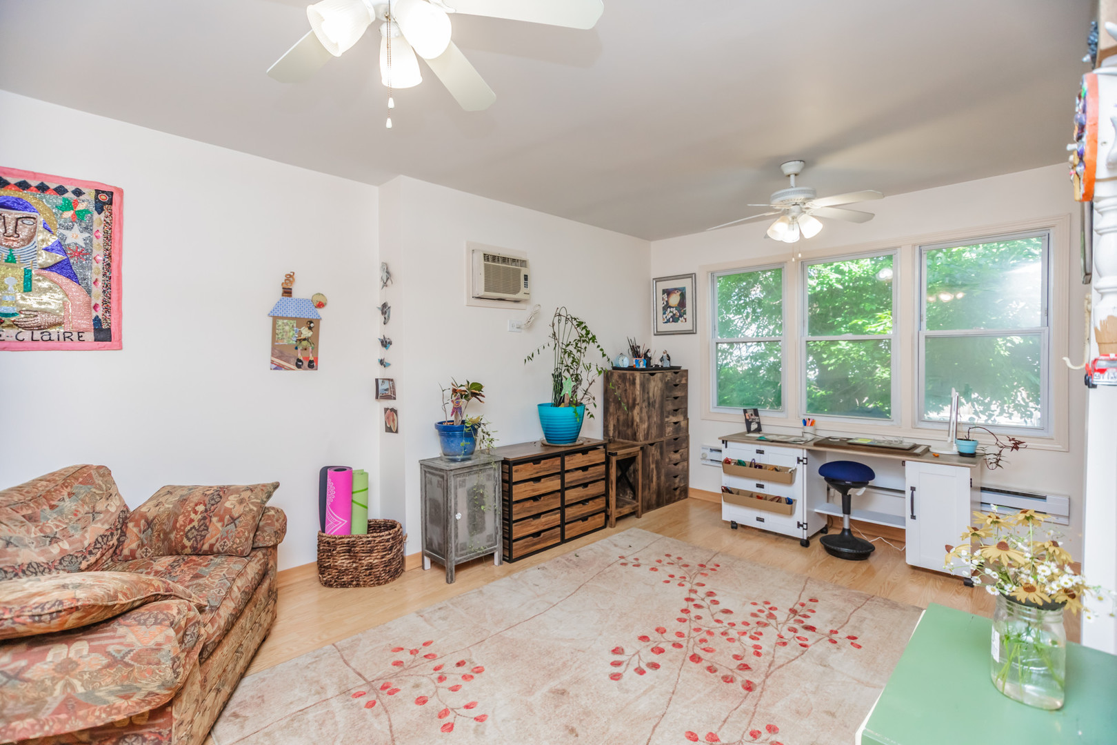 Forest Park, Illinois 60130, United States, 3 Bedrooms Bedrooms, ,3 BathroomsBathrooms,Residential,Contingent,187158