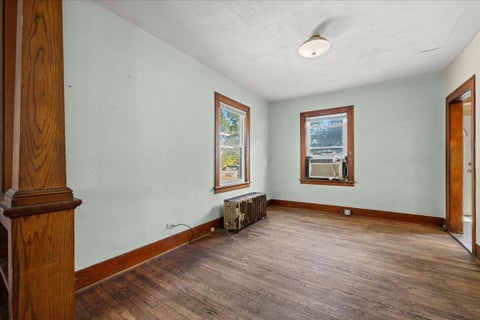 Tiny photo for 540 Woodlawn Avenue, Aurora, IL 60506 (MLS # 12797794)