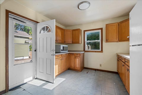 Tiny photo for 540 Woodlawn Avenue, Aurora, IL 60506 (MLS # 12797794)