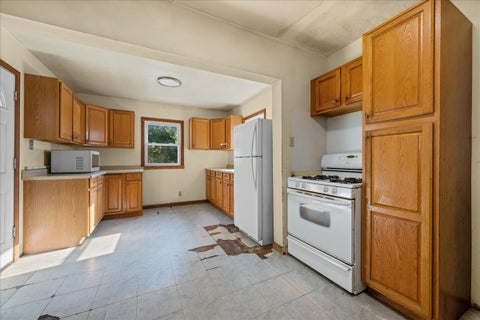 Tiny photo for 540 Woodlawn Avenue, Aurora, IL 60506 (MLS # 12797794)