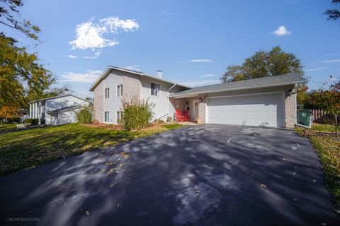 A home in Woodridge