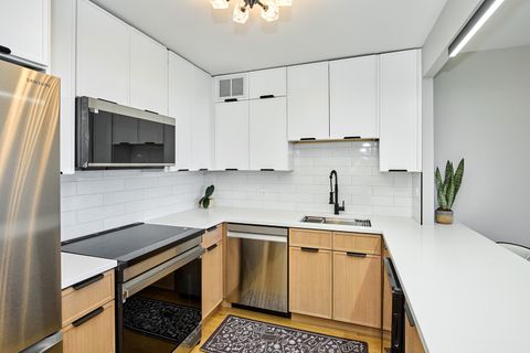 Tiny photo for 5415 N Sheridan Road #502, Chicago, IL 60640 (MLS # 12475978)