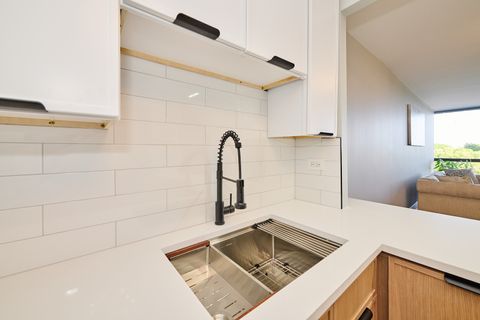 Tiny photo for 5415 N Sheridan Road #502, Chicago, IL 60640 (MLS # 12475978)