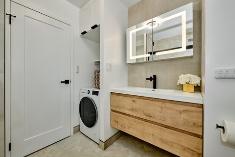 Tiny photo for 5415 N Sheridan Road #502, Chicago, IL 60640 (MLS # 12475978)
