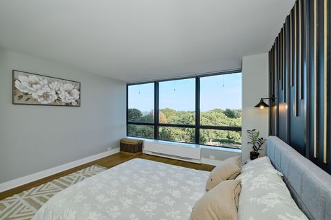Tiny photo for 5415 N Sheridan Road #502, Chicago, IL 60640 (MLS # 12475978)
