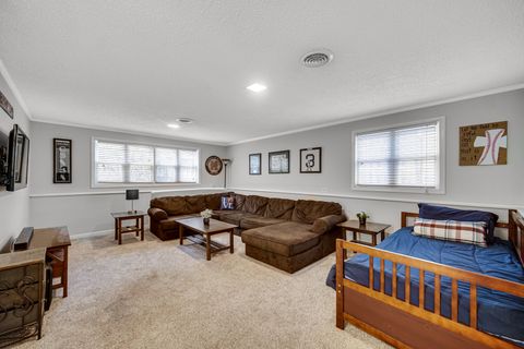 Tiny photo for 533 Drake Street, Libertyville, IL 60048 (MLS # 12511256)