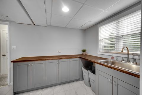 Tiny photo for 533 Drake Street, Libertyville, IL 60048 (MLS # 12511256)