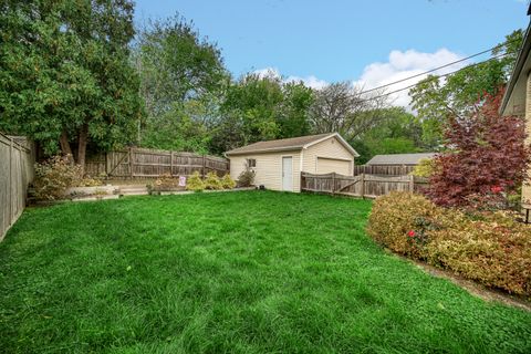 Tiny photo for 533 Drake Street, Libertyville, IL 60048 (MLS # 12511256)