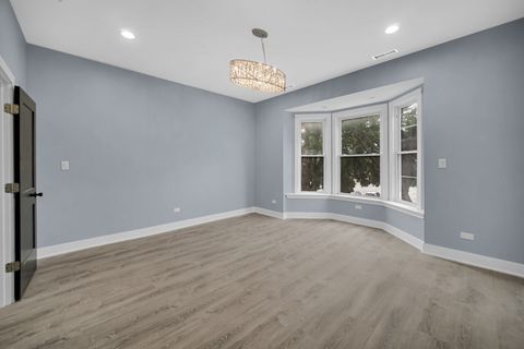 Tiny photo for 4343 S Ellis Avenue, Chicago, IL 60653 (MLS # 12510798)