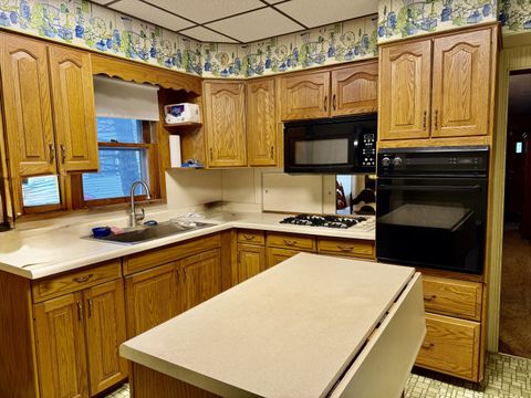 Tiny photo for 236 10th Street, Lasalle, IL 61301 (MLS # 12525454)