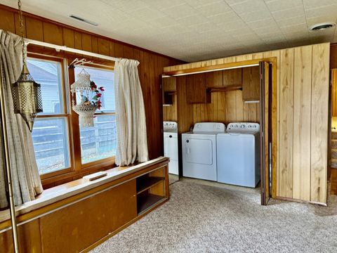 Tiny photo for 236 10th Street, Lasalle, IL 61301 (MLS # 12525454)