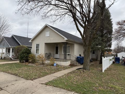 Tiny photo for 236 10th Street, Lasalle, IL 61301 (MLS # 12525454)