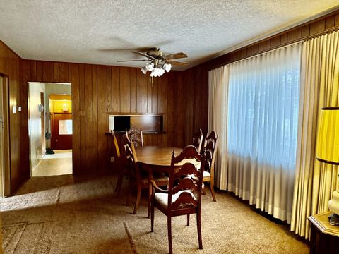 Tiny photo for 236 10th Street, Lasalle, IL 61301 (MLS # 12525454)