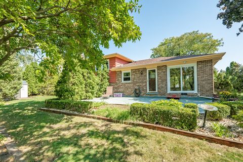 A home in Downers Grove