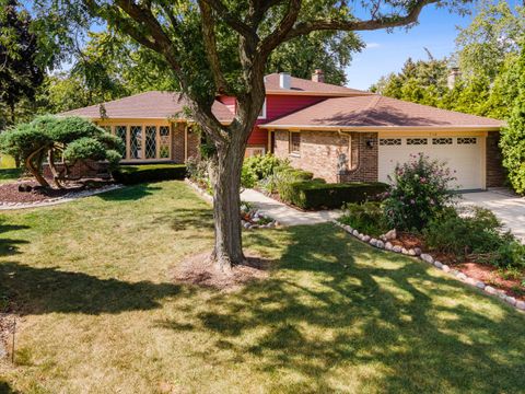 A home in Downers Grove