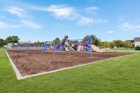 Tiny photo for 25226 Balmoral Drive, Shorewood, IL 60404 (MLS # 12537866)