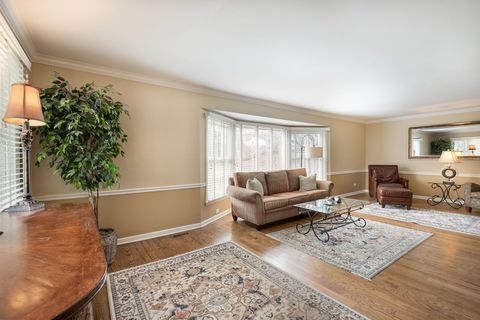 Tiny photo for 196 E Louis Avenue, Lake Forest, IL 60045 (MLS # 12602931)
