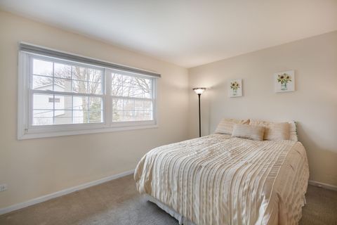 Tiny photo for 196 E Louis Avenue, Lake Forest, IL 60045 (MLS # 12602931)