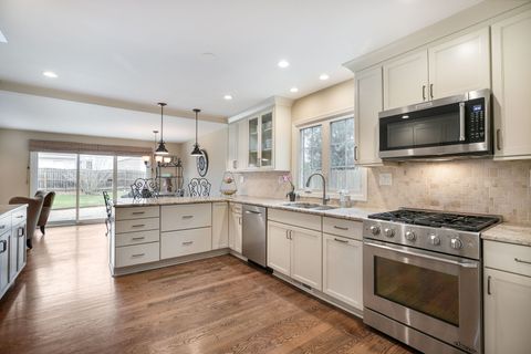 Tiny photo for 196 E Louis Avenue, Lake Forest, IL 60045 (MLS # 12602931)