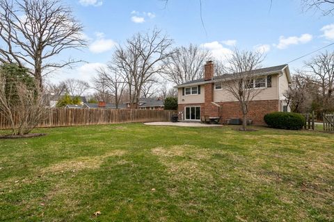 Tiny photo for 196 E Louis Avenue, Lake Forest, IL 60045 (MLS # 12602931)