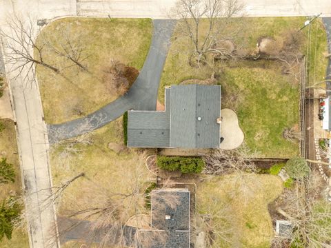 Tiny photo for 196 E Louis Avenue, Lake Forest, IL 60045 (MLS # 12602931)