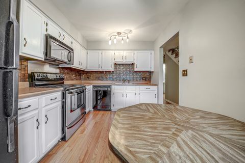 Tiny photo for 1113 E Randville Drive, Palatine, IL 60074 (MLS # 12429794)