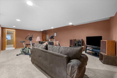 Tiny photo for 36W824 Red Gate Court, St. Charles, IL 60175 (MLS # 12489032)