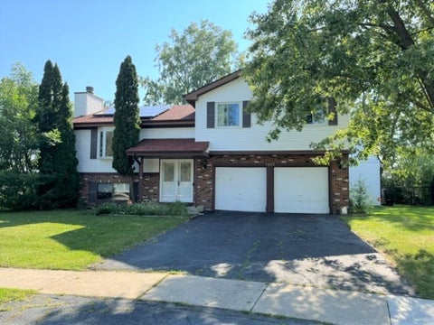 Photo of 1955 Zeppelin Drive, Hanover Park, IL 60133 (MLS # 12751309)