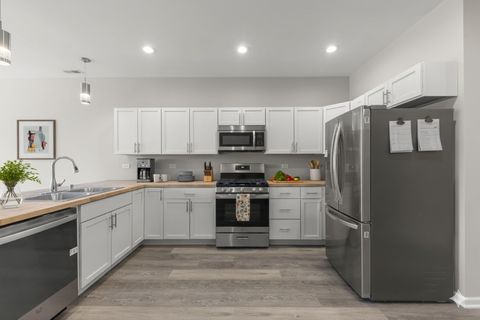 Tiny photo for 600 W Pleasant Lane #A3, Lombard, IL 60148 (MLS # 12540166)