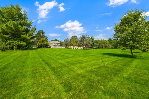 Tiny photo for 8N215 Peppertree Court, Elgin, IL 60124 (MLS # 12415459)