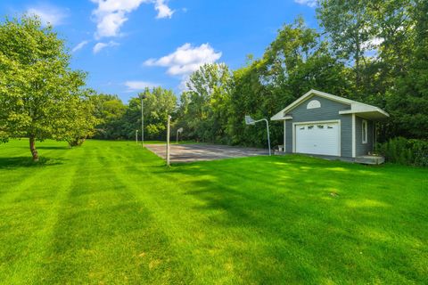 Tiny photo for 8N215 Peppertree Court, Elgin, IL 60124 (MLS # 12415459)
