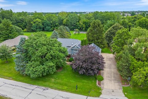 Tiny photo for 8N215 Peppertree Court, Elgin, IL 60124 (MLS # 12415459)