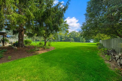 Tiny photo for 8N215 Peppertree Court, Elgin, IL 60124 (MLS # 12415459)