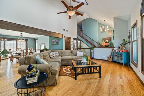 Tiny photo for 8N215 Peppertree Court, Elgin, IL 60124 (MLS # 12415459)