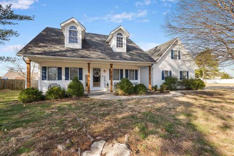 Photo of 3005 Hickory Ridge Dr Drive #3005, Herrin, IL 62948 (MLS # 100000545)