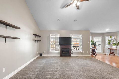 Tiny photo for 3005 Hickory Ridge Dr Drive #3005, Herrin, IL 62948 (MLS # 100000545)