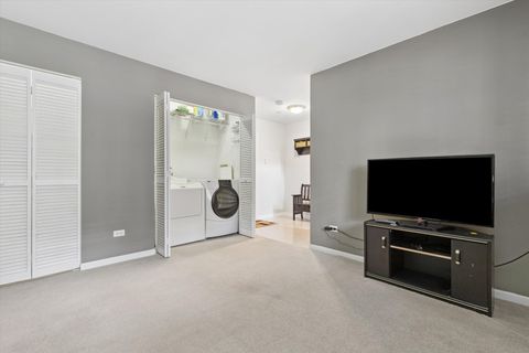 Tiny photo for 77 Lee Court, Winfield, IL 60190 (MLS # 12598117)