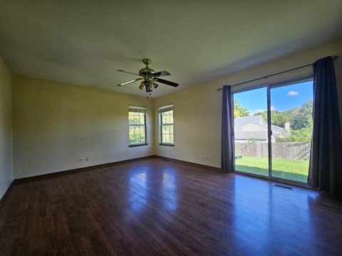 Tiny photo for 24 Jefferson Lane, Streamwood, IL 60107 (MLS # 12464369)