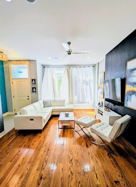 Tiny photo for 544 E 46th Place, Chicago, IL 60653 (MLS # 12476519)