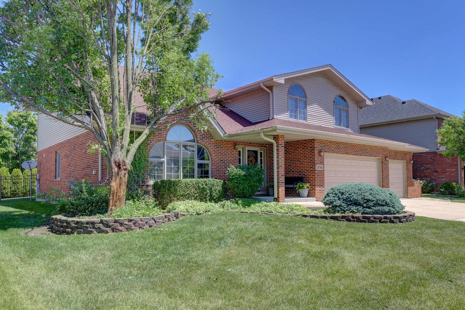 11716 Bolton Lane